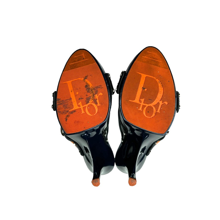 Vintage Logo Heels - 7.5