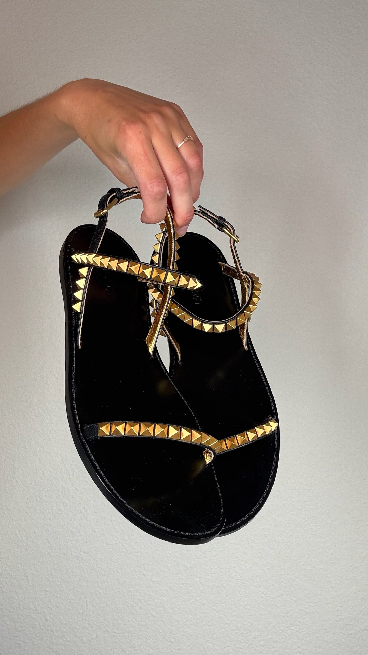 Black and Gold Rockstud Sandals - 8