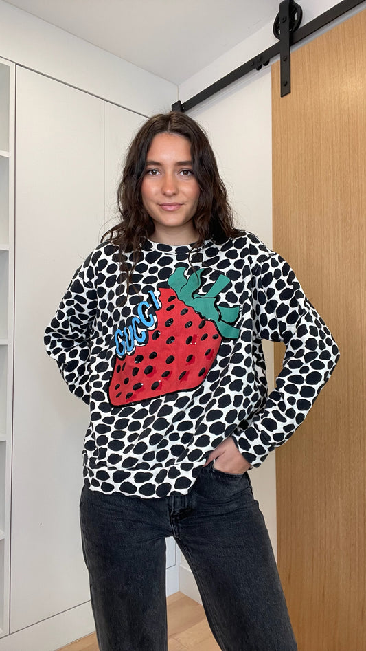 Oversized Logo Sweatshirt - S/L