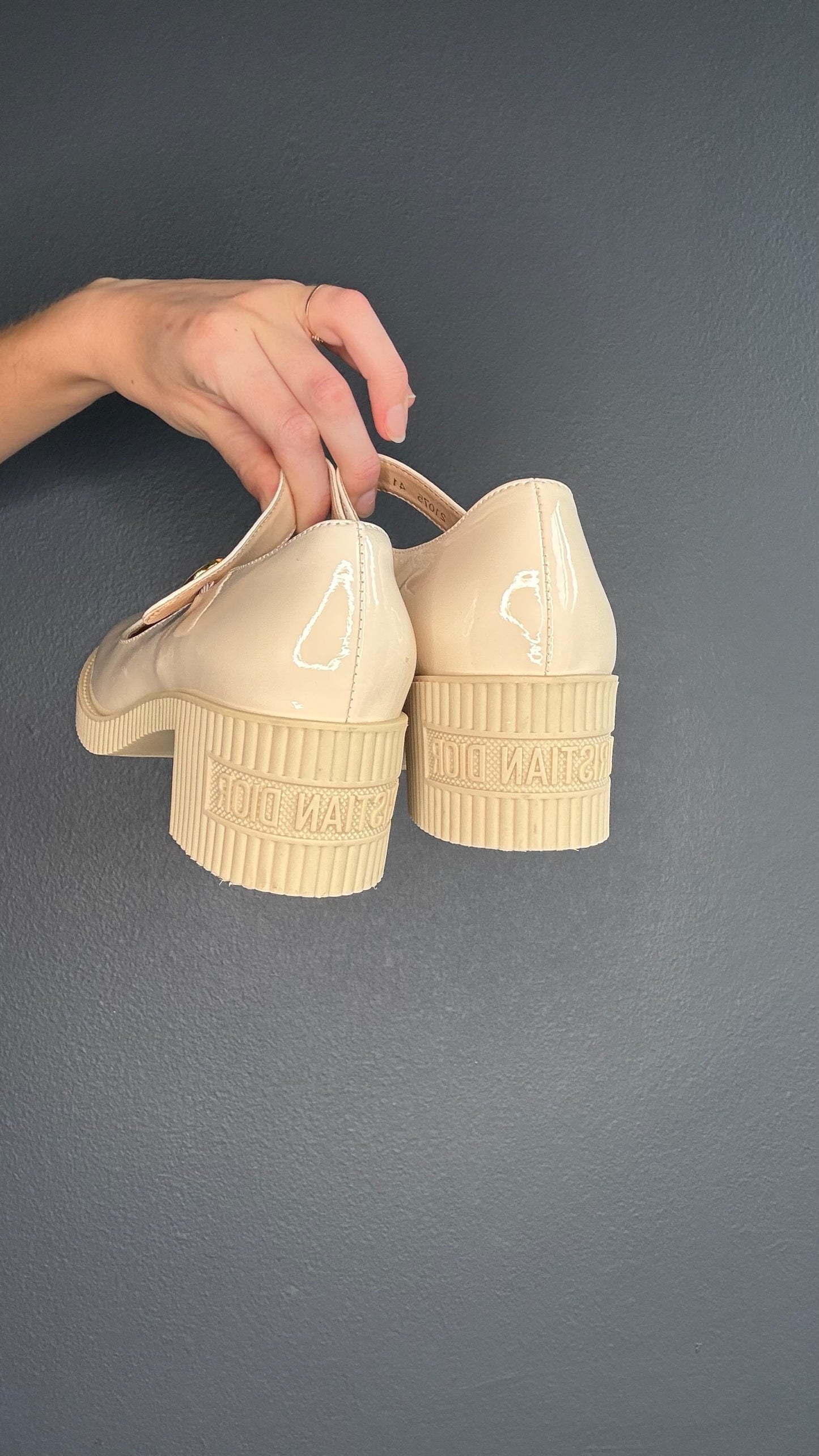 Dior Patent Logo Mary Jane Shoes - 11