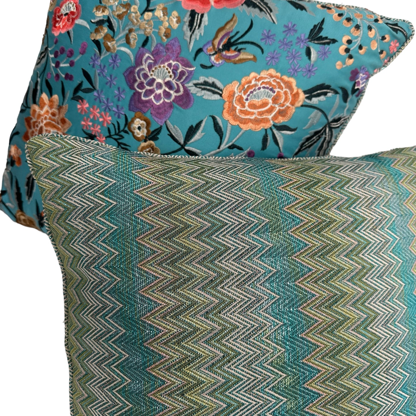 Set of 2 Small Cushions