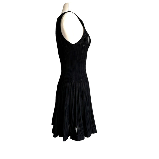 Black Dress - S