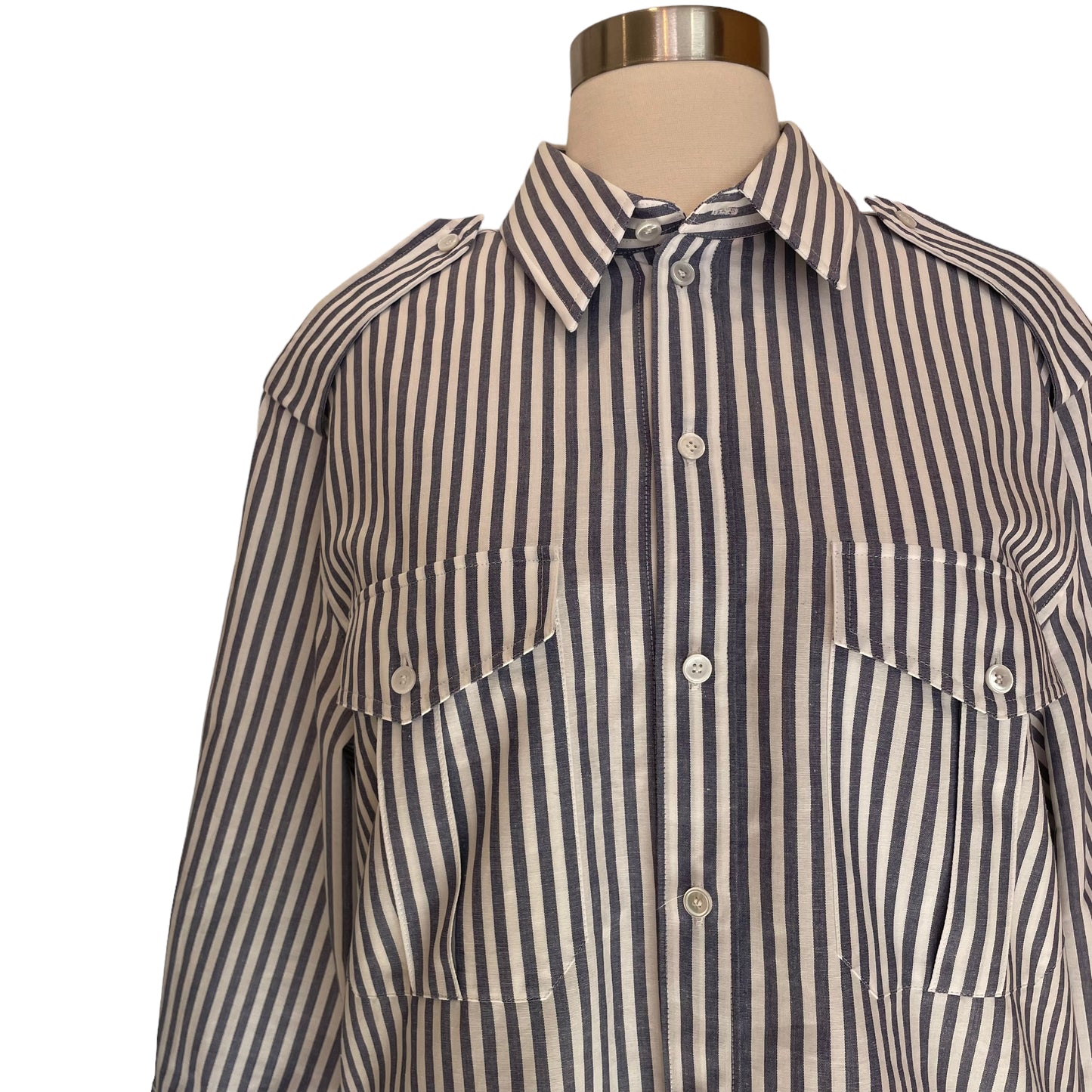 2023 Cropped Shirt - M