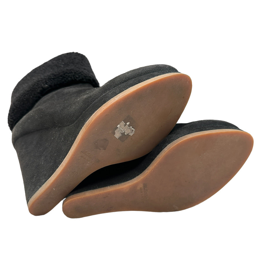 Black Suede & Shearling Boots - 10