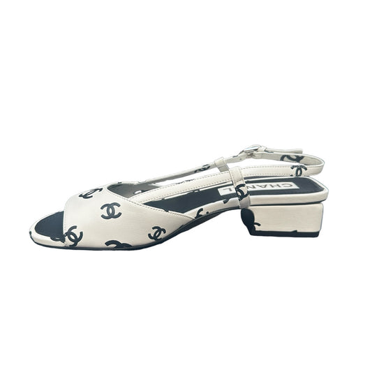 Logo Leather Sandals - 8