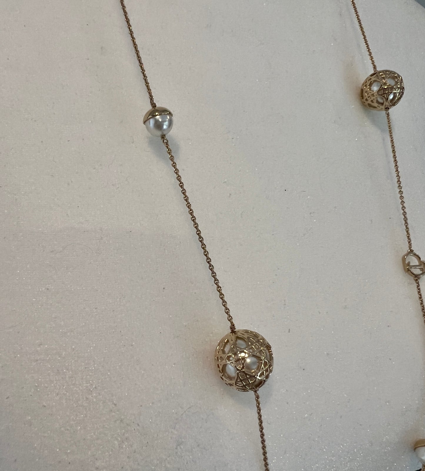 Long "Secret Cannage" Necklace