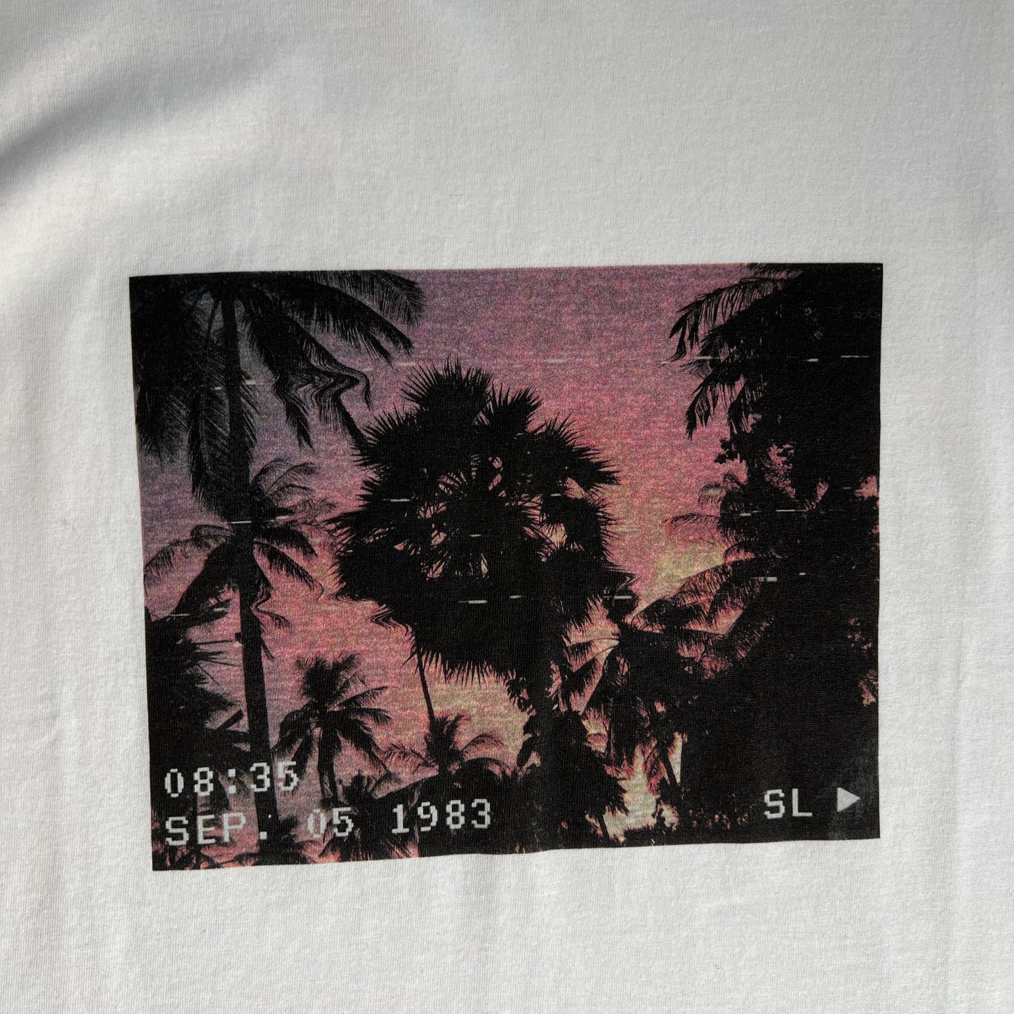 White Graphic Tshirt - XS