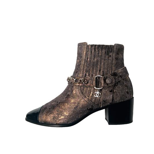 Black & Brown Ankle Boots - 8
