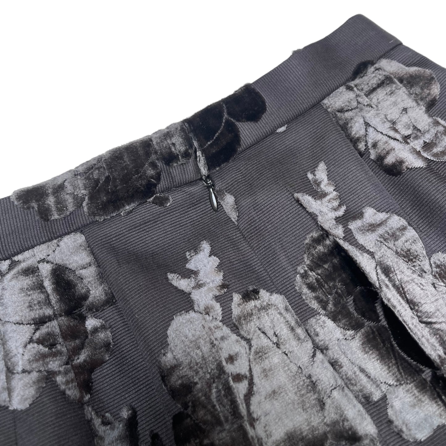 Black Skirt w/ Velvet Details - M