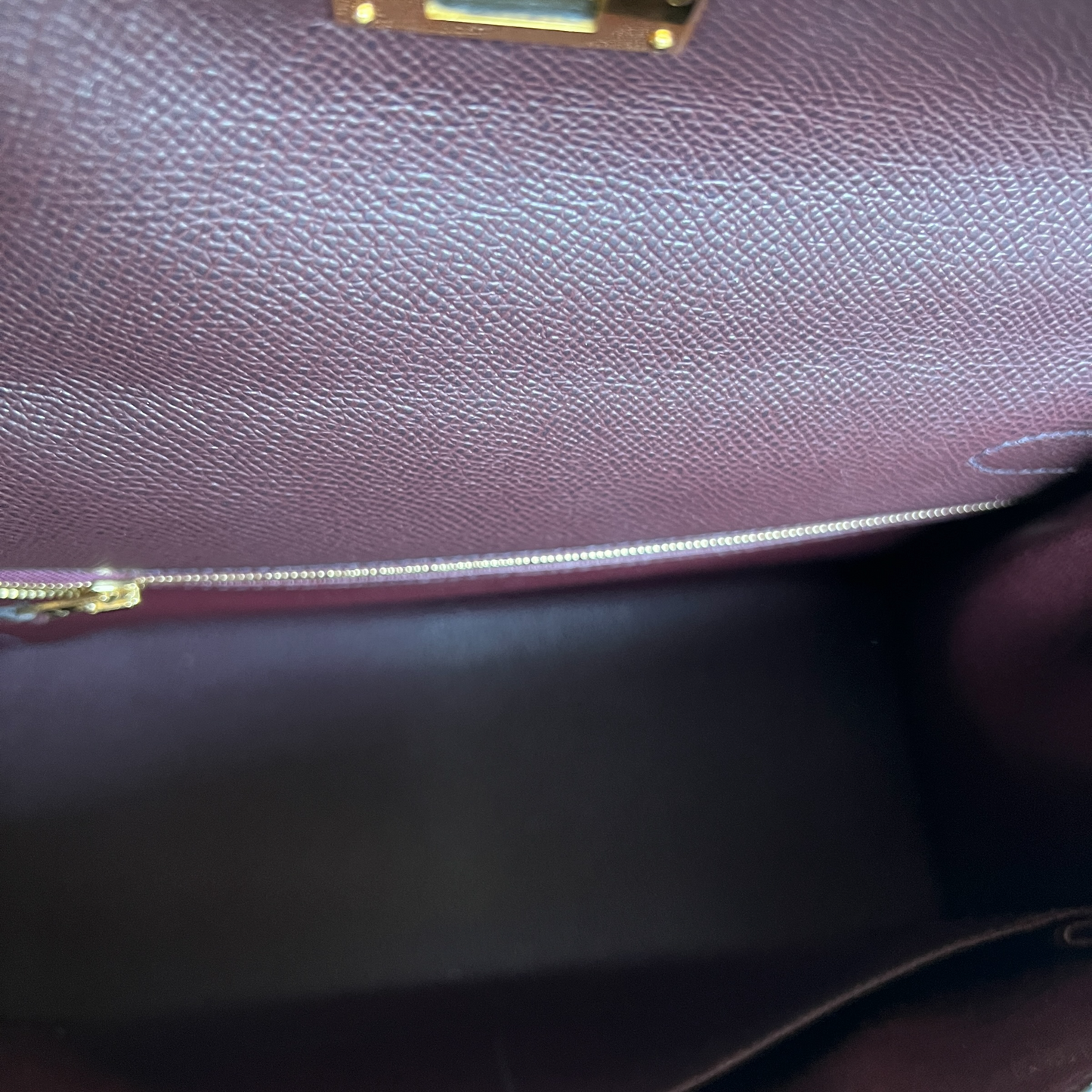 2020 Rouge Sellier Kelly Sellier 28