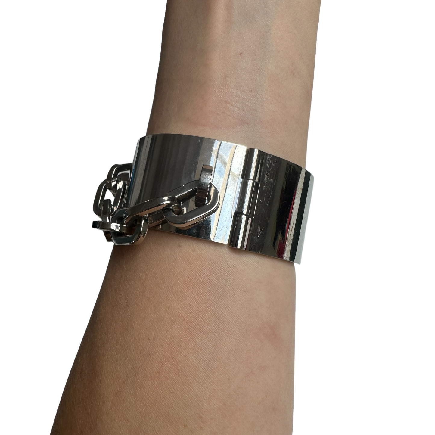 'Lock Me' Cuff Bracelet