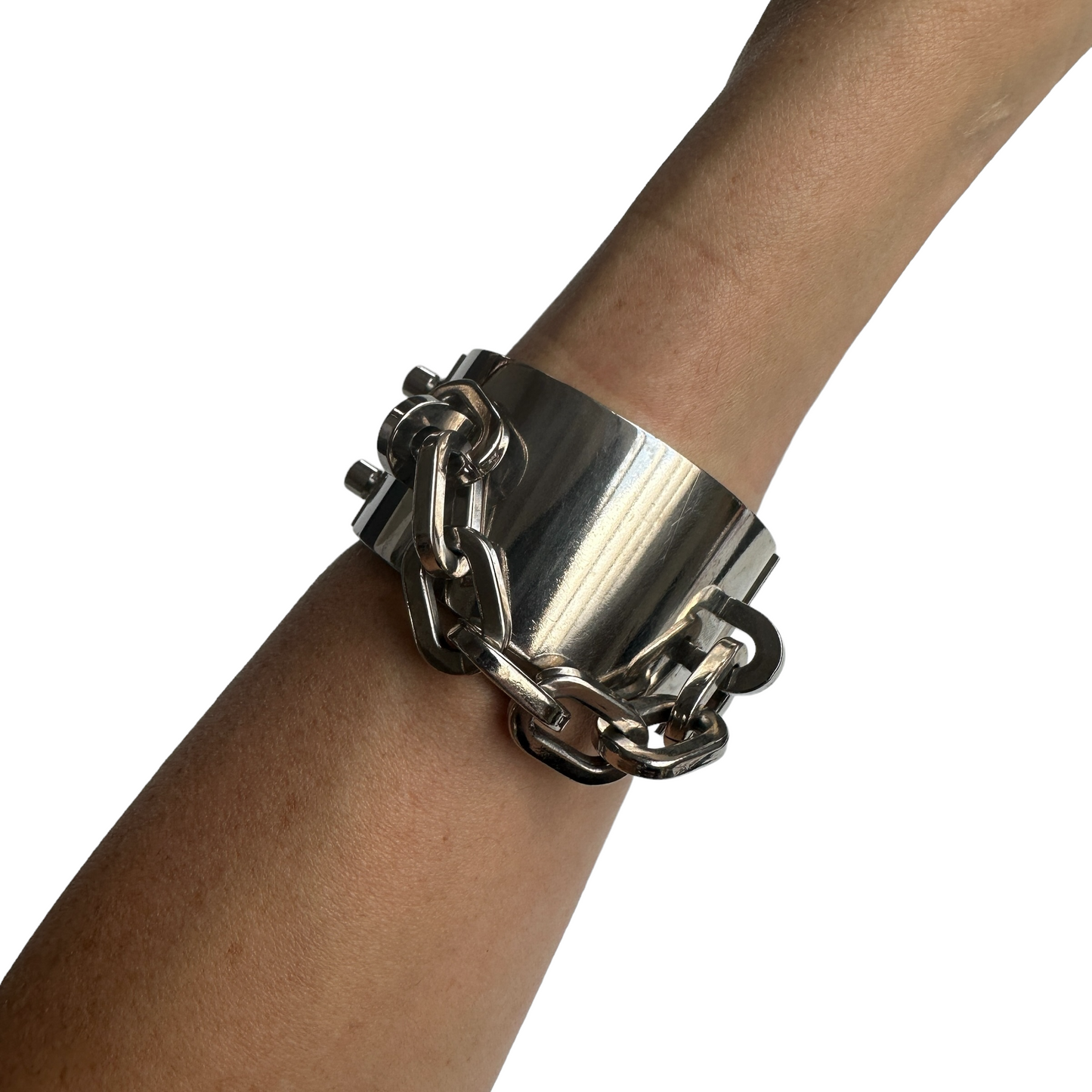 'Lock Me' Cuff Bracelet