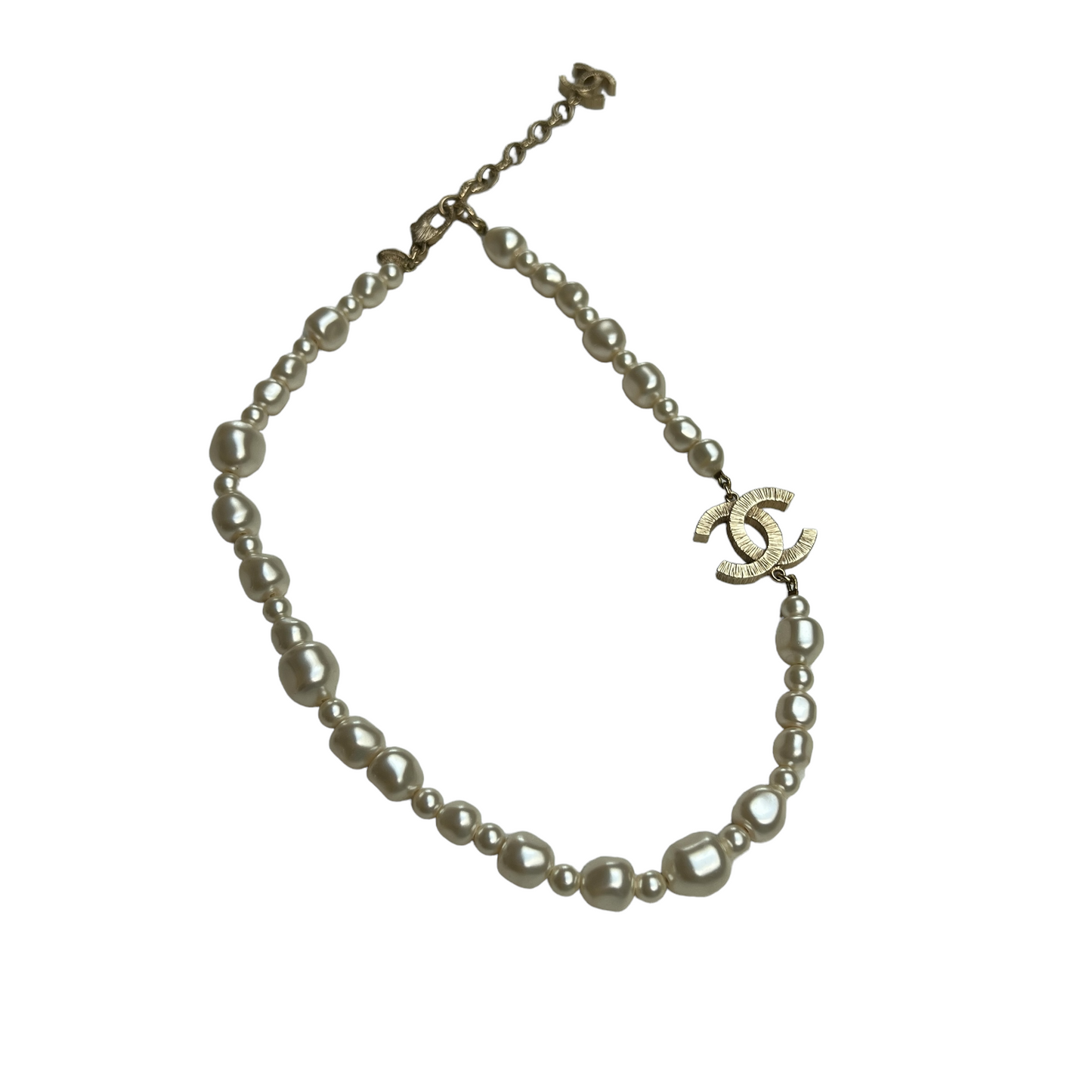 CC Logo & Faux-Pearl Necklace