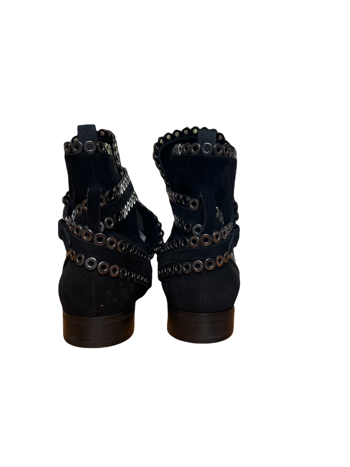 Eyelet Low Boots - 10