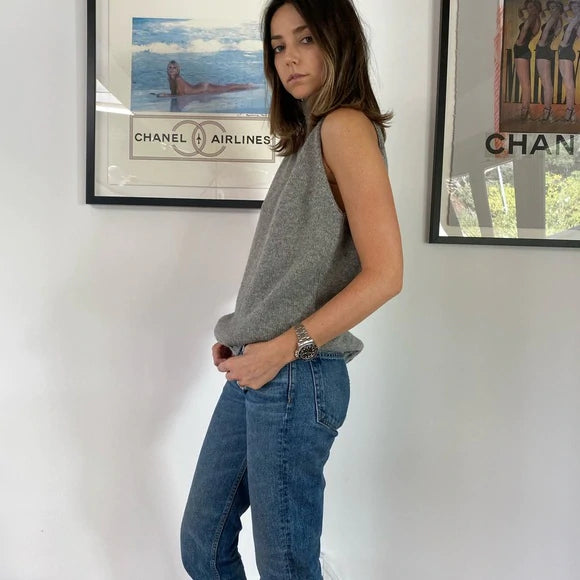 Sleeveless Sweater Top - M