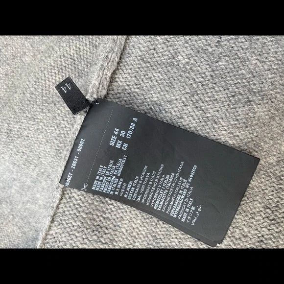 Sleeveless Sweater Top - M