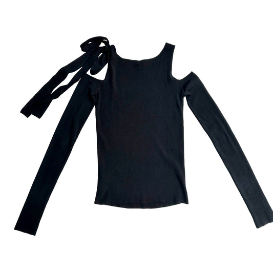 Cold Shoulders Black Top - M