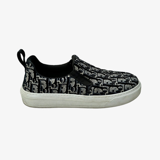 Logo Velvet Sneakers - 10