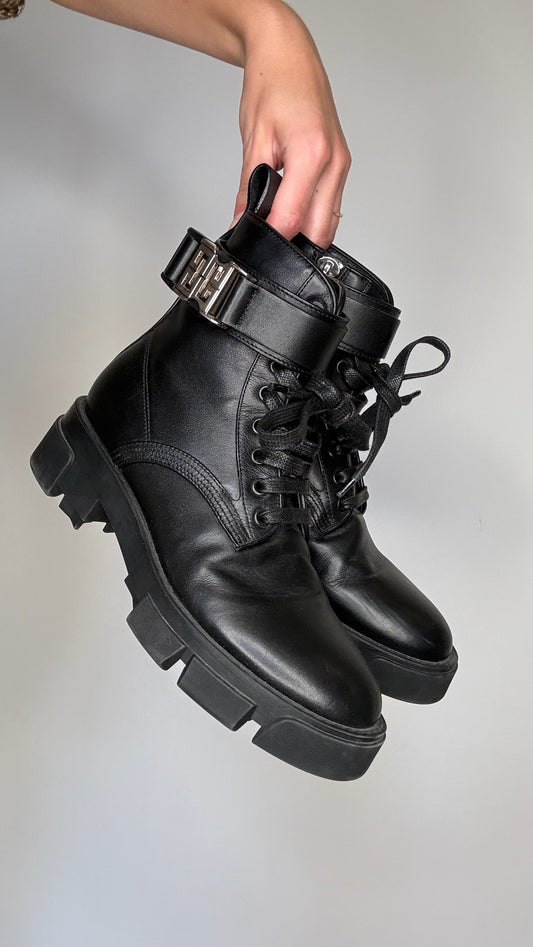 Black Logo Combat Boots - 6