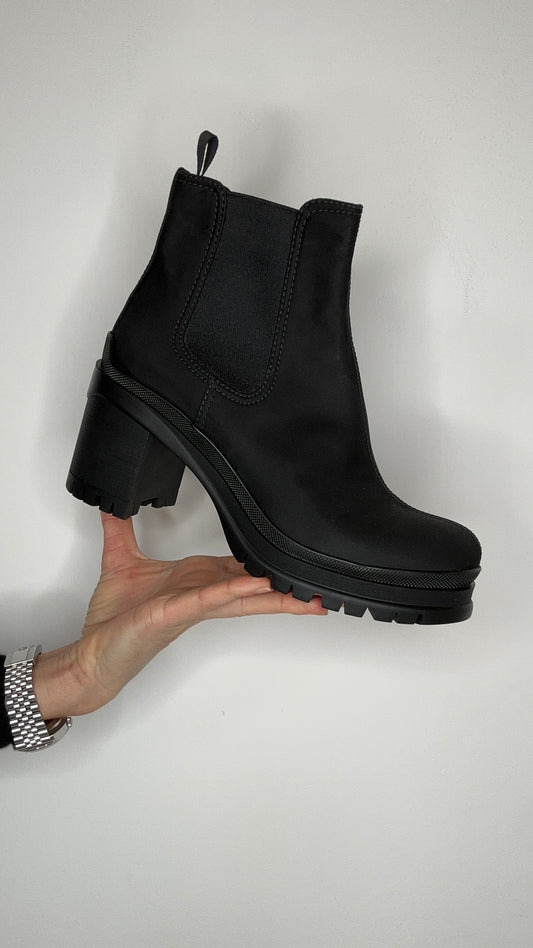 Black Nylon Boots - 8.5