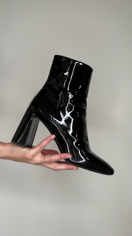 Black Patent Leather Boots - 10