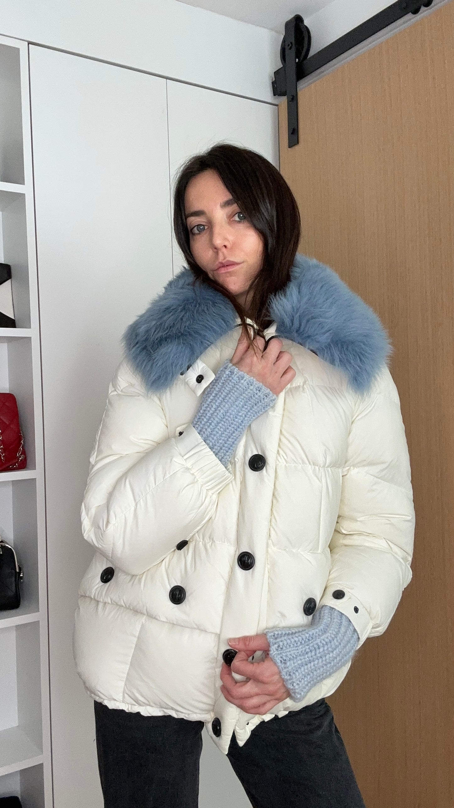 White Puffer Coat w/Fur - M