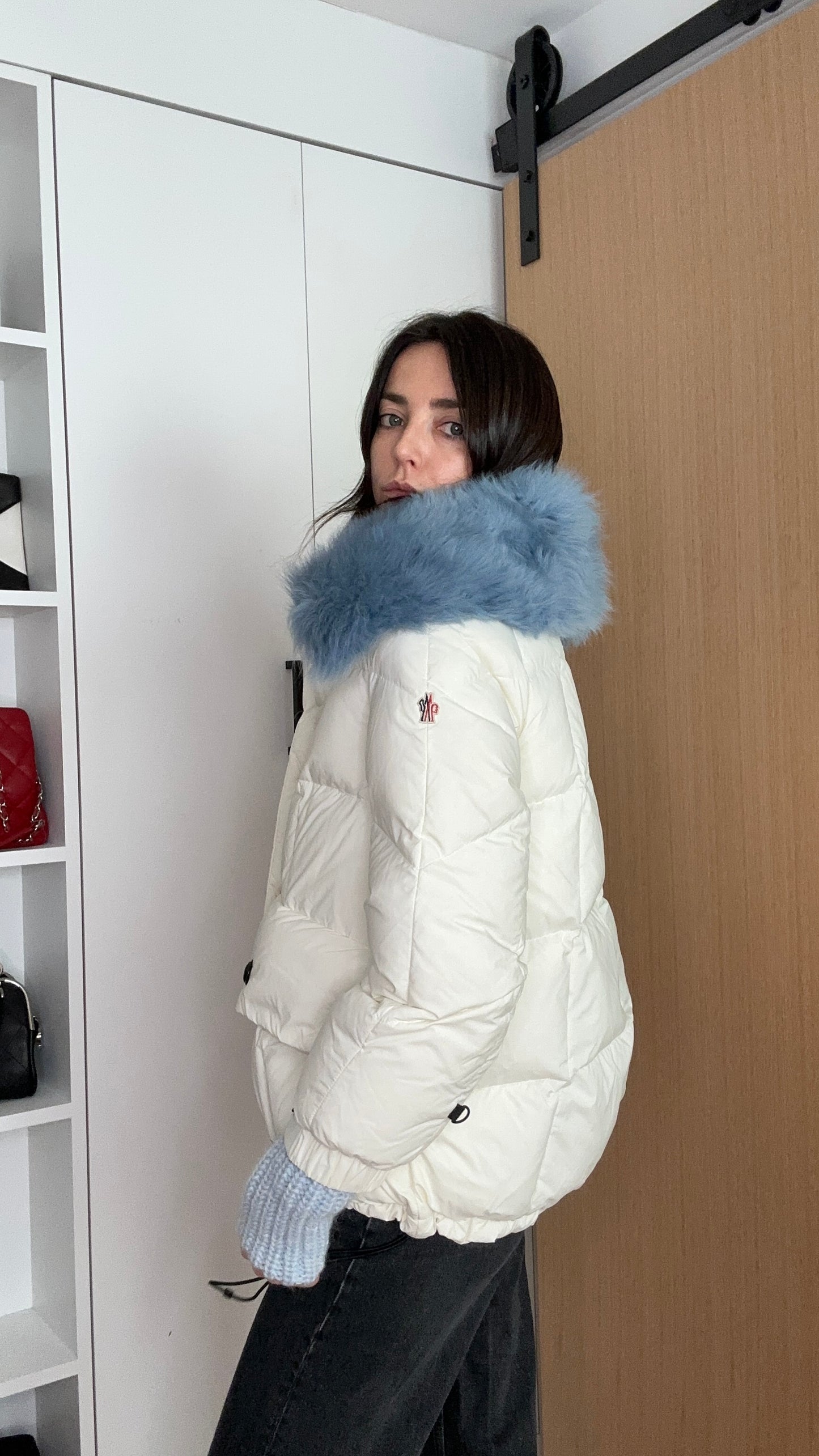 White Puffer Coat w/Fur - M