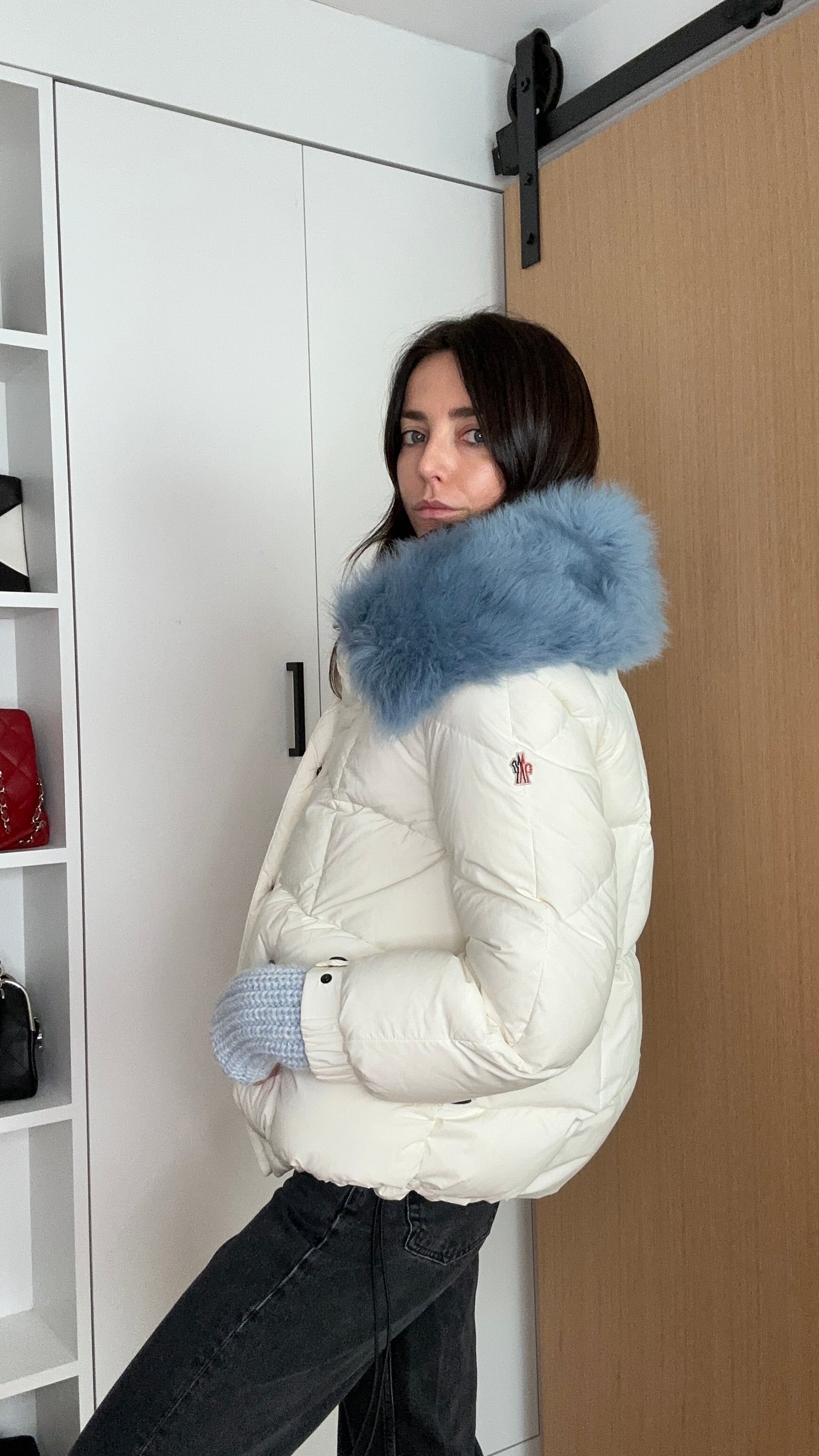 White Puffer Coat w/Fur - M