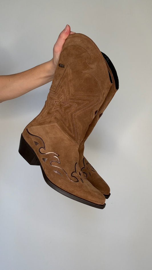 Brown Suede Boots - 7