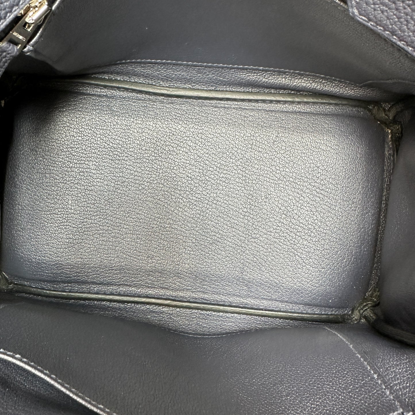 HERMÈS Birkin 25 handbag in Blue Lin Togo leather with Beige de