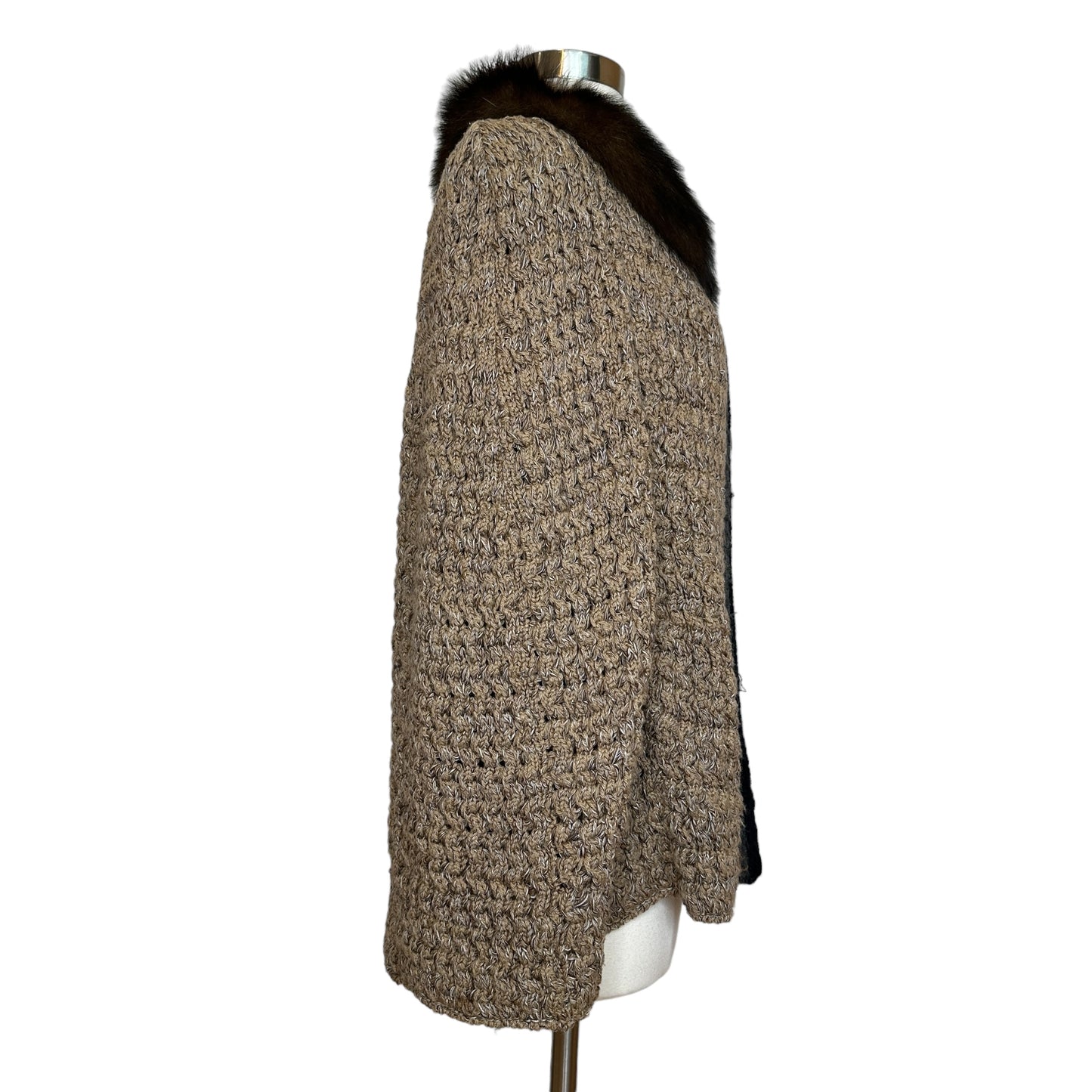 Knitted Cape w/Fur - S/M