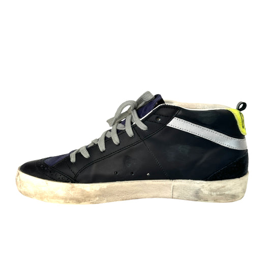 Black & Blue Sneakers - 9