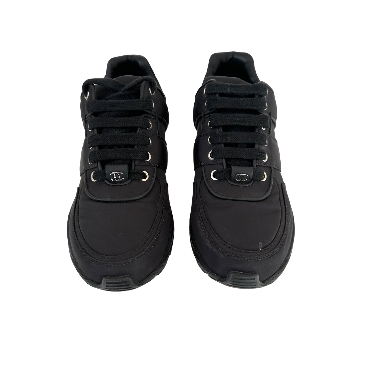 Black & White Logo Sneakers - 7.5