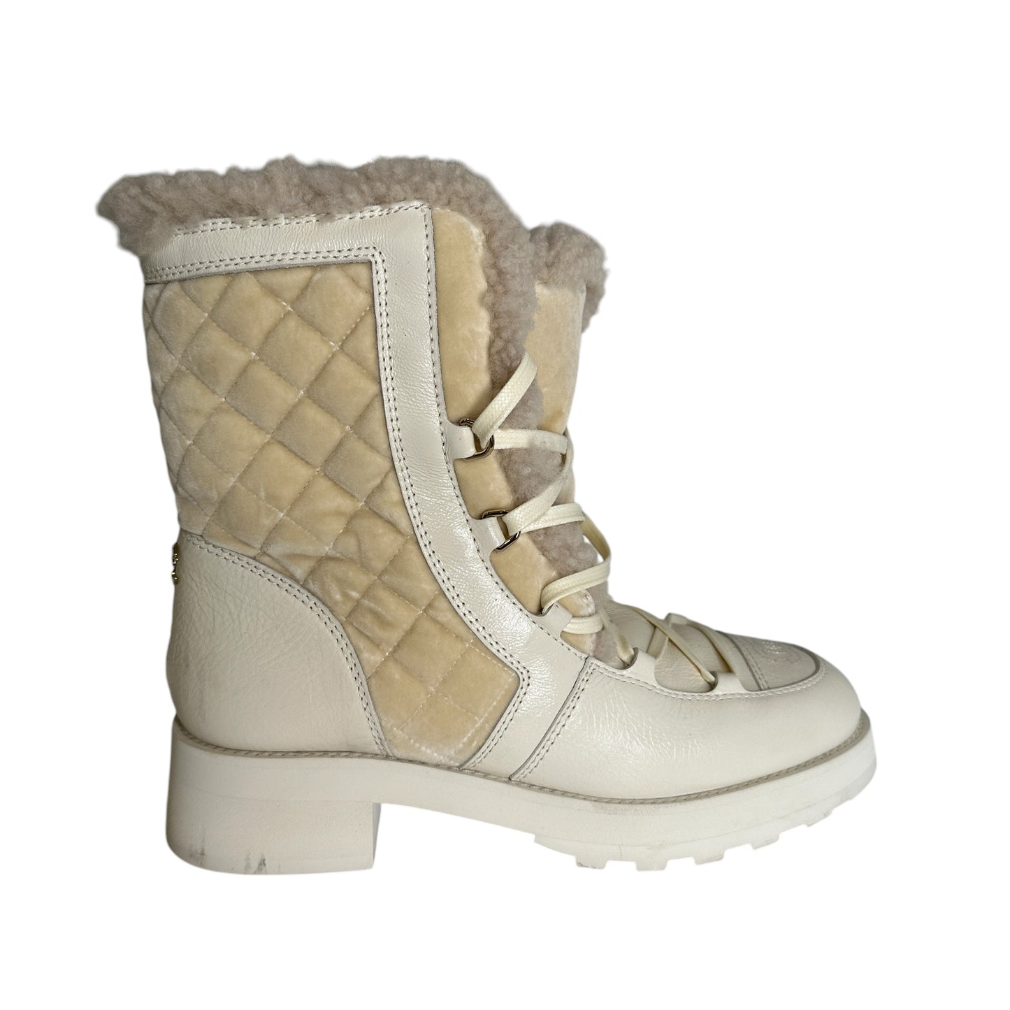 Cream Logo Shearling Boots - 11