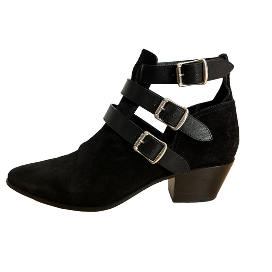 Black Cutout Ankle Boots - 6.5