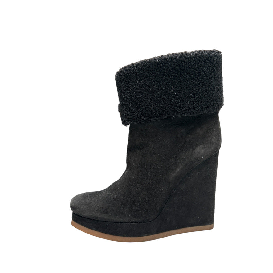 Black Suede & Shearling Boots - 10