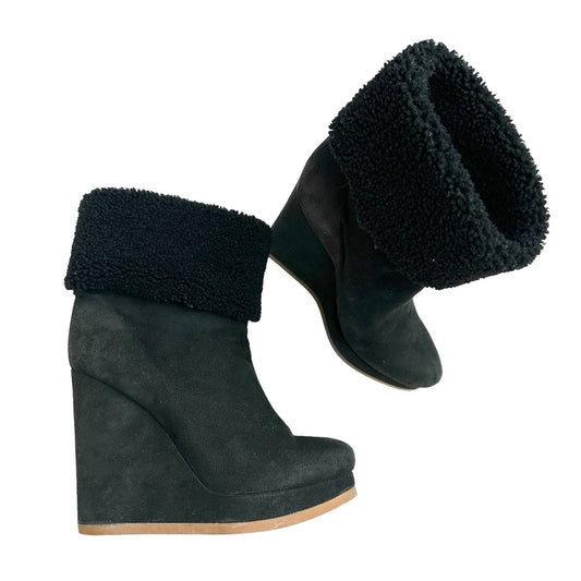 Black Suede & Shearling Boots - 10