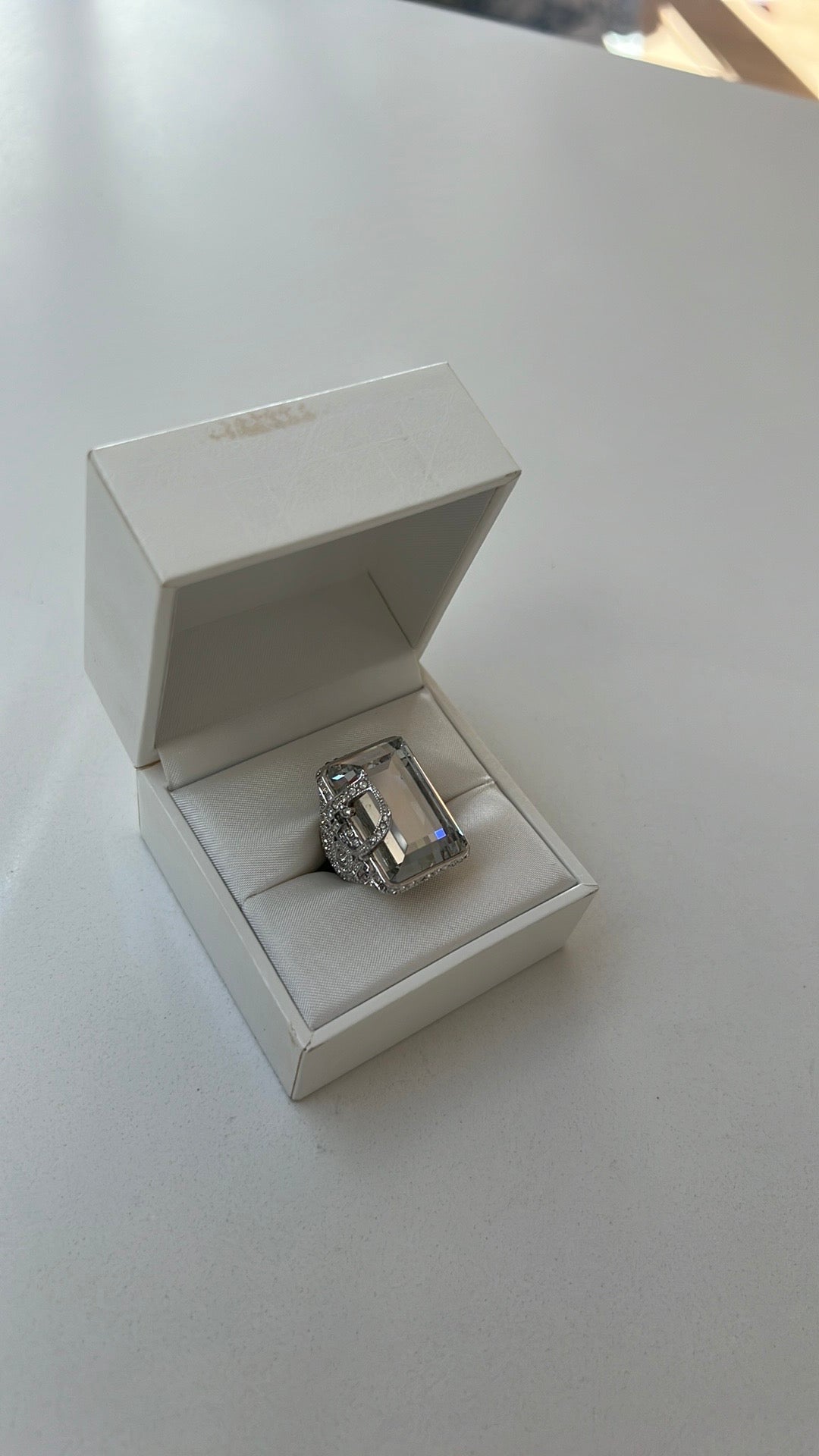 Vintage Crystal Ring - 6