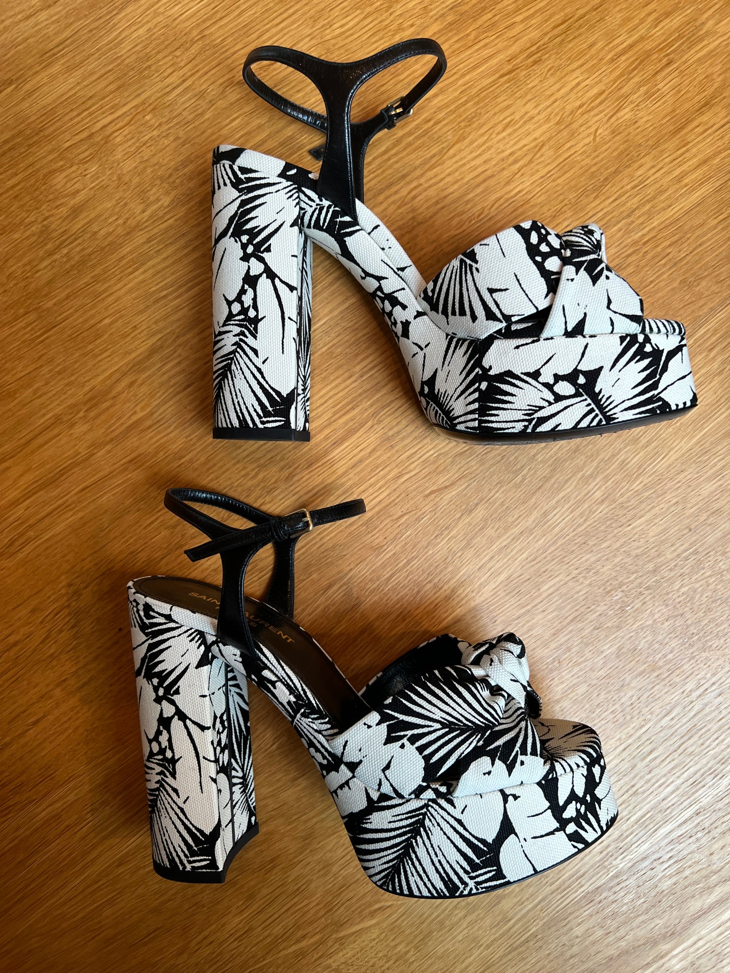 Bianca Platform Print Heels - 7