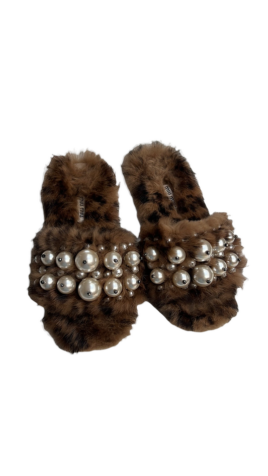 Fur Slippers - 5.5