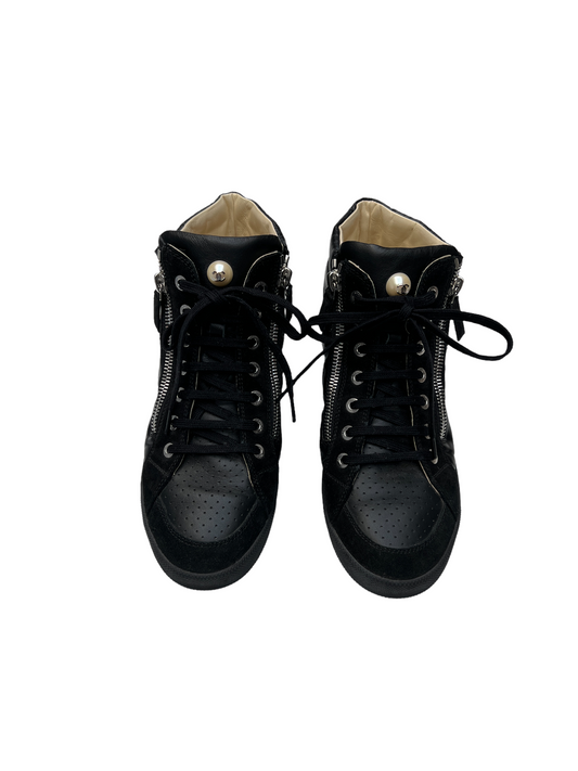 Leather High Top Sneakers - 6.5