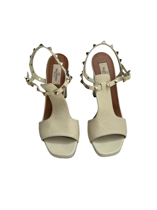 Cream Leather Rockstud Sandals - 8
