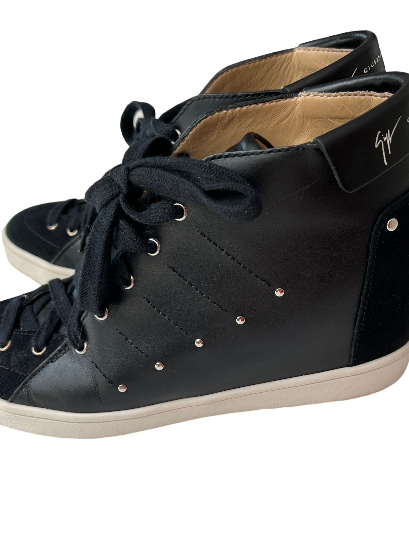 Black Leather and Suede Sneakers - 7.5