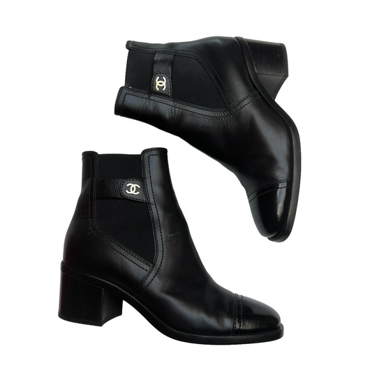 Black Classic Boots - 5.5