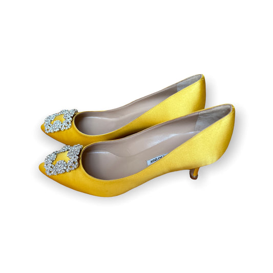 Hanginsi Yellow Satin Pumps -  6.5
