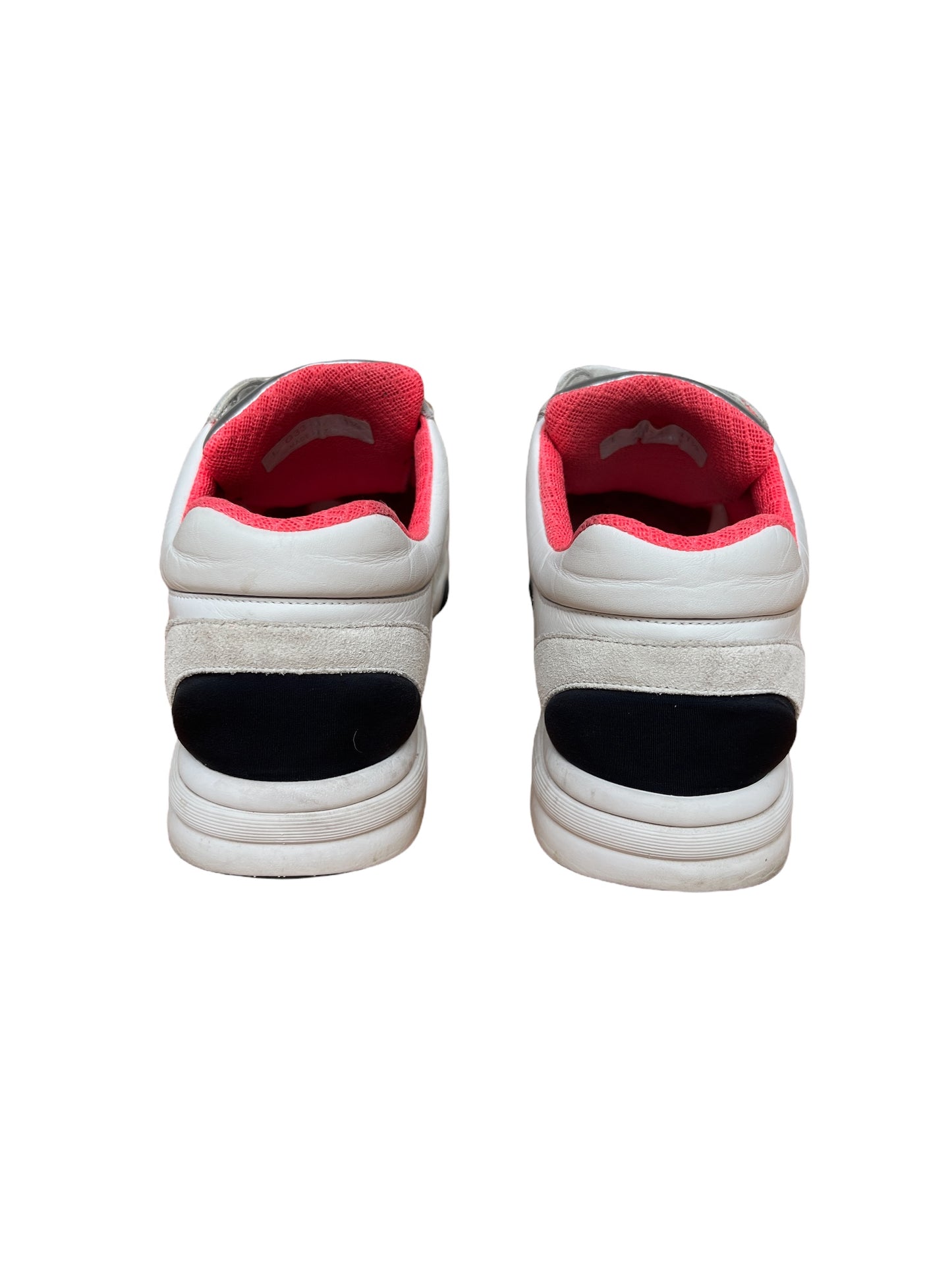 Interlocking CC Logo Sneakers - 10.5