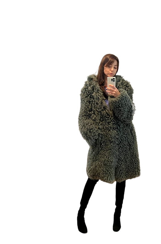 Oversized Fur Coat with Hoodie - M